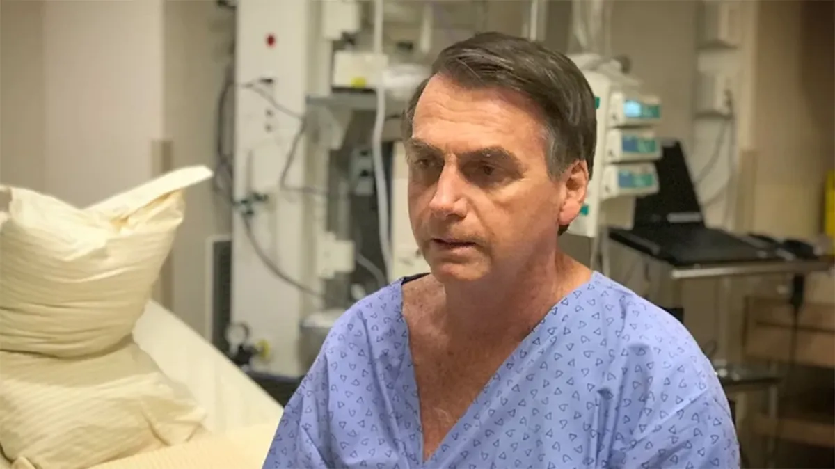 Uma hora depois de concluída a cirurgia, o presidente manifestou em seu Twitter que estava bem