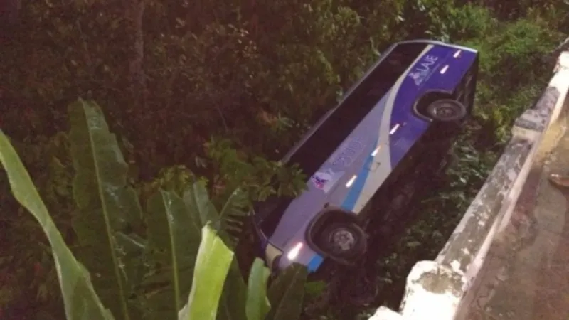 O acidente aconteceu na BR-101 na ultima quinta-feira, 17