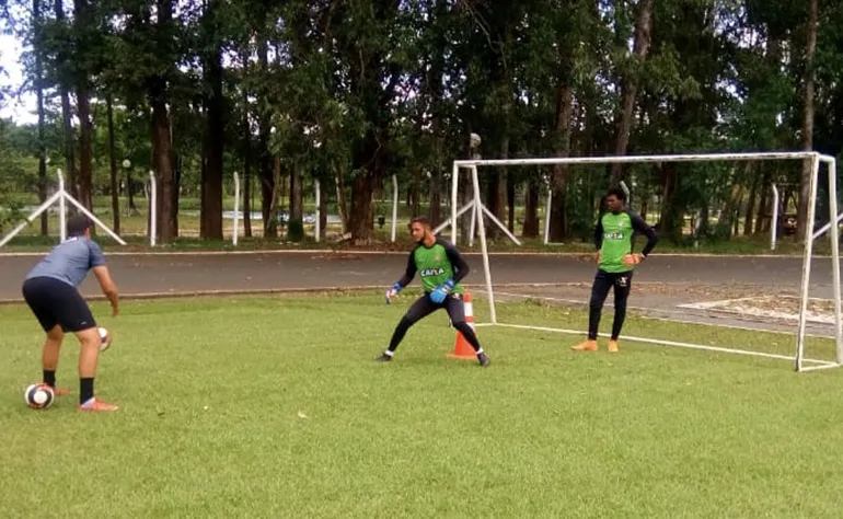 O jogo será na Arena Capívari, às 21h30 (horário de Brasilia), com transmissão do SporTV