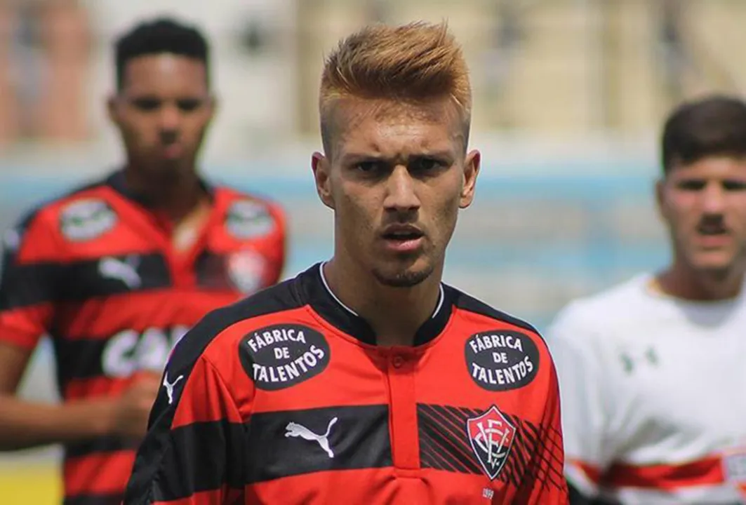Leão irá ficar com uma porcentagem dos direitos econômicos do atleta