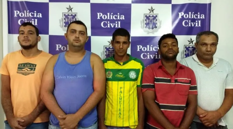 Cinco integrantes de uma quadrilha foram presos durante uma operação em Jequié