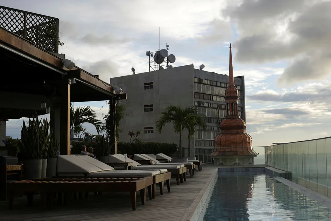 O Fera Palace Hotel foi mencionado como atrativo aos turistas