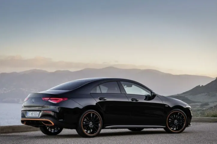 Imagem ilustrativa da imagem Novo Mercedes CLA 250 traz tecnologia semi-autônoma