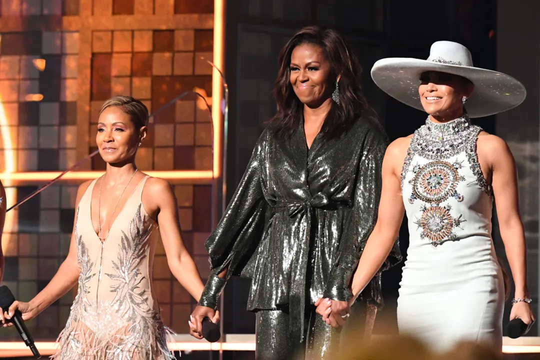 Grammy 2019 começou com um grupo de mulheres que incluía a ex-primeira dama dos Estados Unidos Michelle Obama