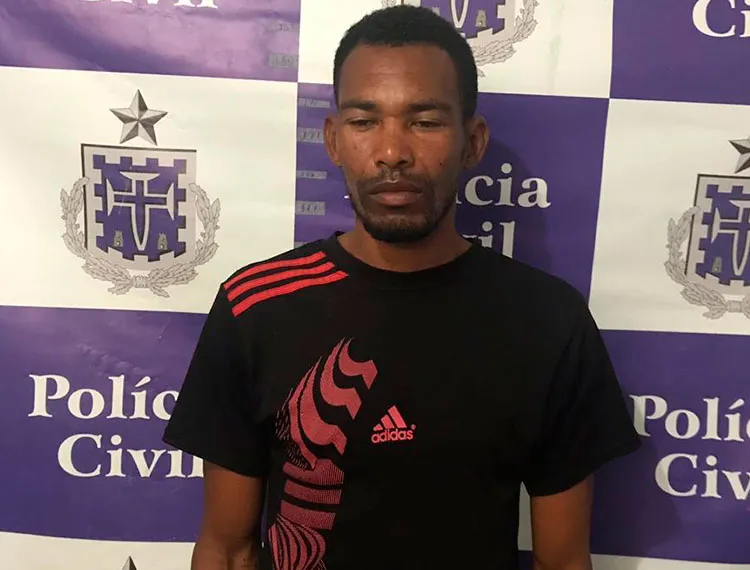 Suspeito permanecerá custodiado à disposição da justiça