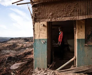 1 mês após Brumadinho, ainda restam luto e lama