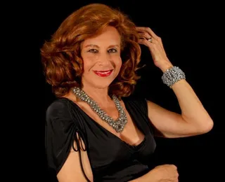Transformista Divina Valéria se apresenta nesta terça no Rio Vermelho