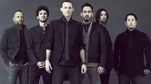 Mike Shinoda não descartou a possibilidade de a banda encontrar um novo vocalista