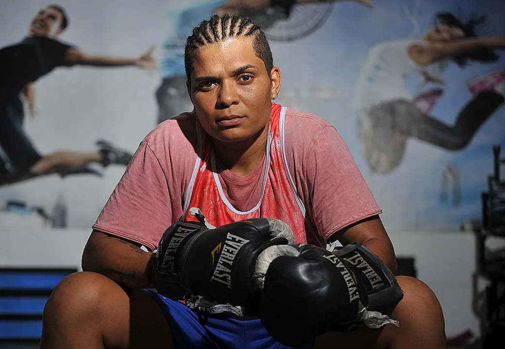 Medalhista de bronze na olimpíadas de Londres, Adriana deseja ganhar destaque no boxe profissional
