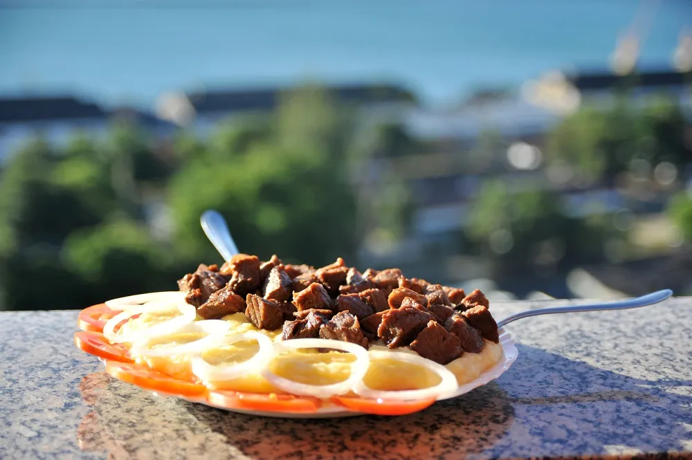 A carne de sol é o prato mais pedido no Bar Cruz do Pascoal, no Santo Antônio