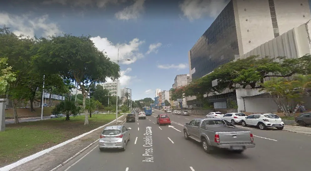 Acidente ocorreu no Vale de Nazaré, localizade da avenida Presidente Castelo Branco, sentido avenida Bonocô