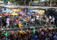 Atrações ecléticas animam último dia de Carnaval no Circuito Osmar