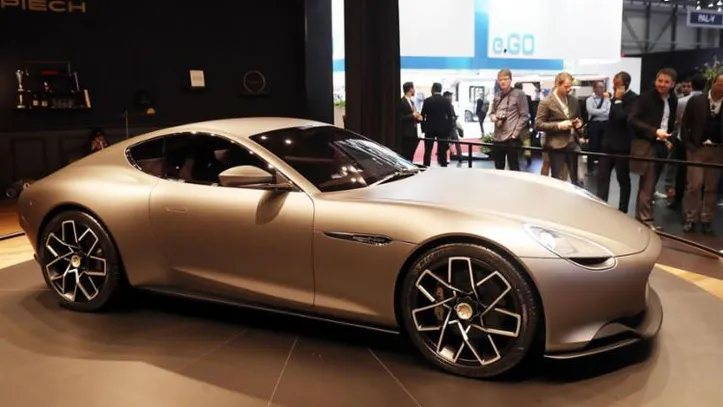 Imagem ilustrativa da imagem Inovações e supercarros estreiam em Genebra