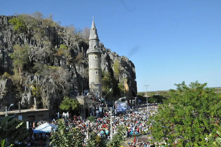 Bom Jesus da Lapa, a terceira maior romaria do Brasil, atrai mais de um milhão de pessoas