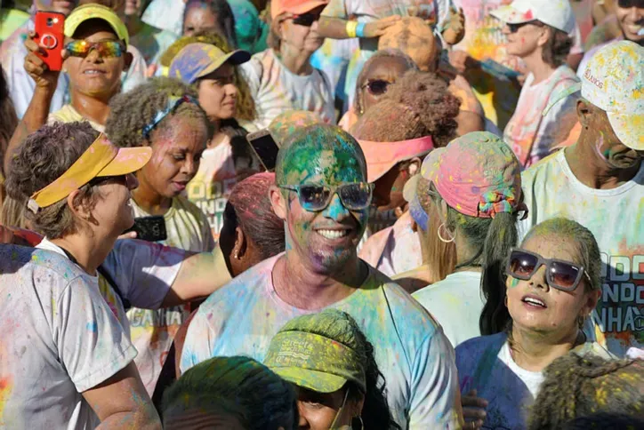 Corrida em prol do Hospital Martagão Gesteira colore as ruas de Salvador