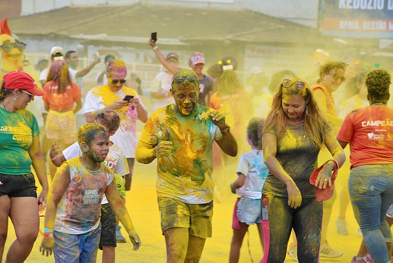 Corrida em prol do Hospital Martagão Gesteira colore as ruas de Salvador