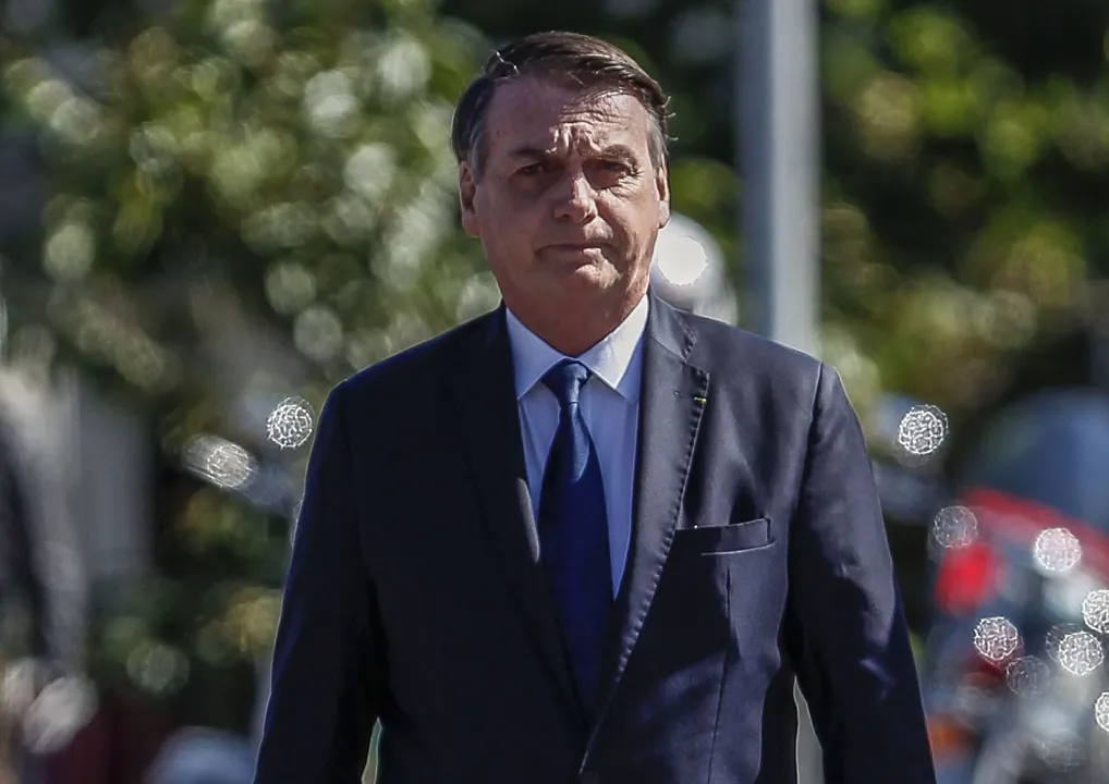O presidente Jair Bolsonaro também usou o Twitter para se pronunciar sobre o contingenciamento