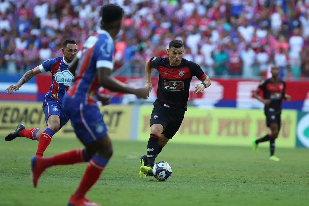 Torcedor agora tem uma série de novos dispositivos para continuar ligado no futebol