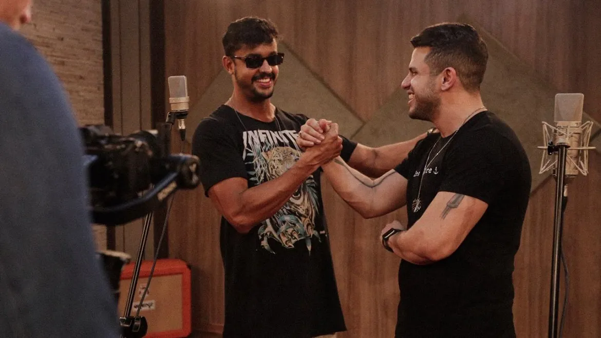 A canção já está disponível nas mais diversas plataformas digitais e no Youtube
