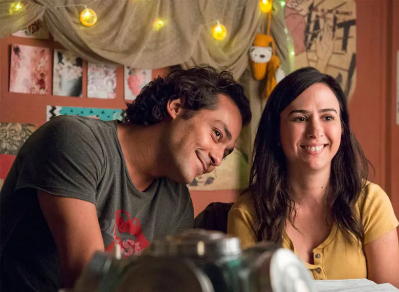 Tatá interpreta Rita, uma atendente de supermercado que está desanimada com decepções amorosas