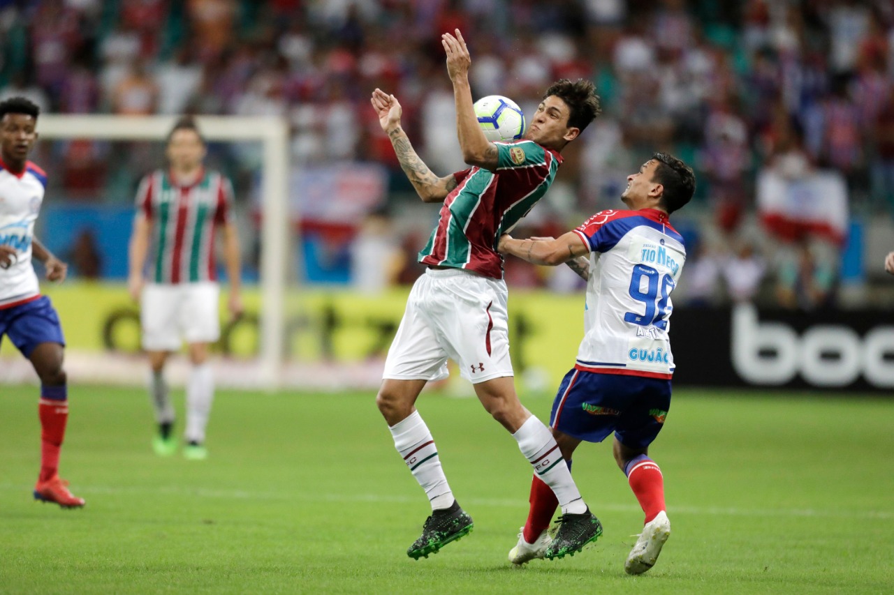 Com dois gols de Gilberto e Artur, Bahia vence o Fluminense na Arena Fonte Nova