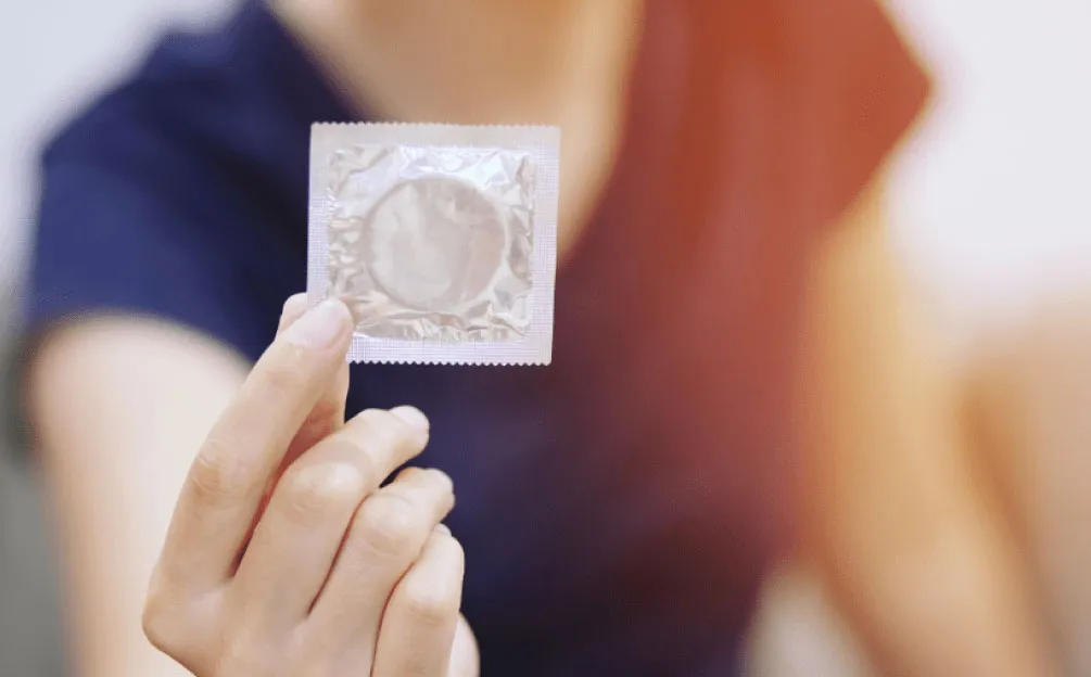 Saiba os cuidados na hora de utilizar o preservativo