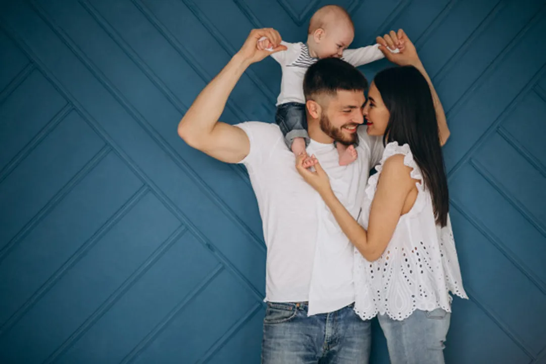 Especialista destaca a importância de cuidar do relacionamento mesmo com as dificuldades após a chegada do bebê