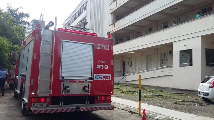 Imagem ilustrativa da imagem Incêndio atinge laboratório Hospital das Clínicas; chamas foram contidas