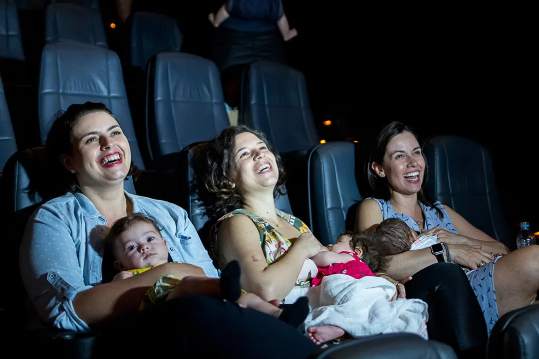 Ação, que reúne as mães e seus bebês no cinema, ocorre no UCI Shopping da Bahia