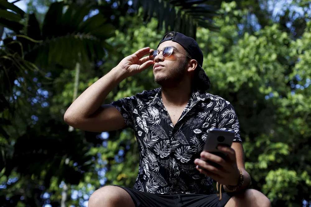 O estudante Odonilton Lemos prefere os stories para chamar atenção do contatinho