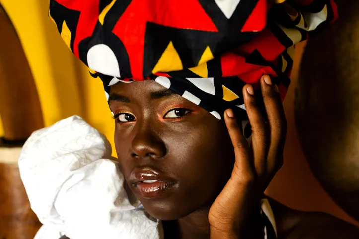 Imagem ilustrativa da imagem Fotógrafo baiano lança editorial sobre lei que proibia mulheres negras de mostrar os cabelos