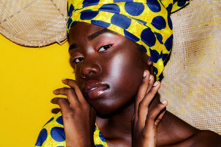 Imagem ilustrativa da imagem Fotógrafo baiano lança editorial sobre lei que proibia mulheres negras de mostrar os cabelos