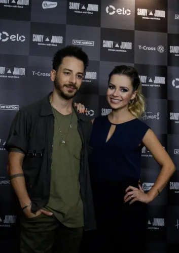 Com Fonte Nova lotada, Sandy e Júnior fazem público voltar no tempo