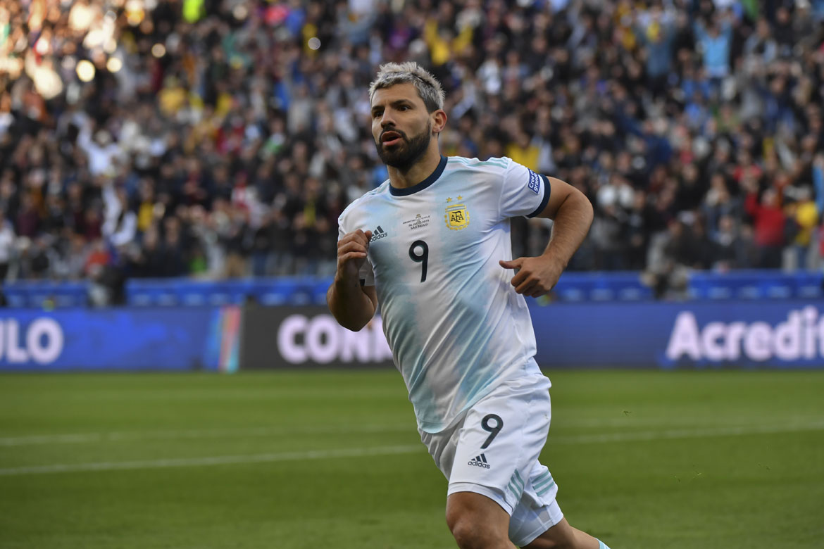 Argentina tem Messi expulso, mas vence Chile e fica com 3º lugar na Copa América