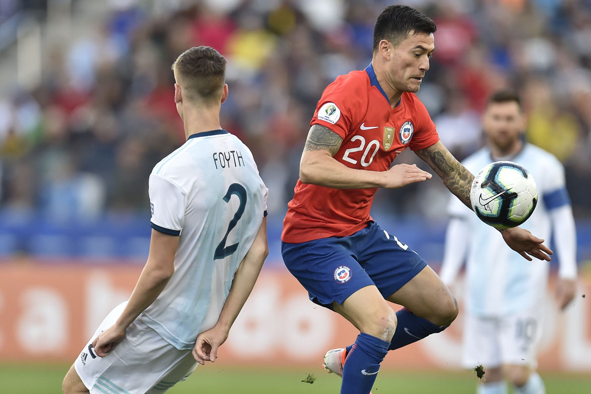 Argentina tem Messi expulso, mas vence Chile e fica com 3º lugar na Copa América