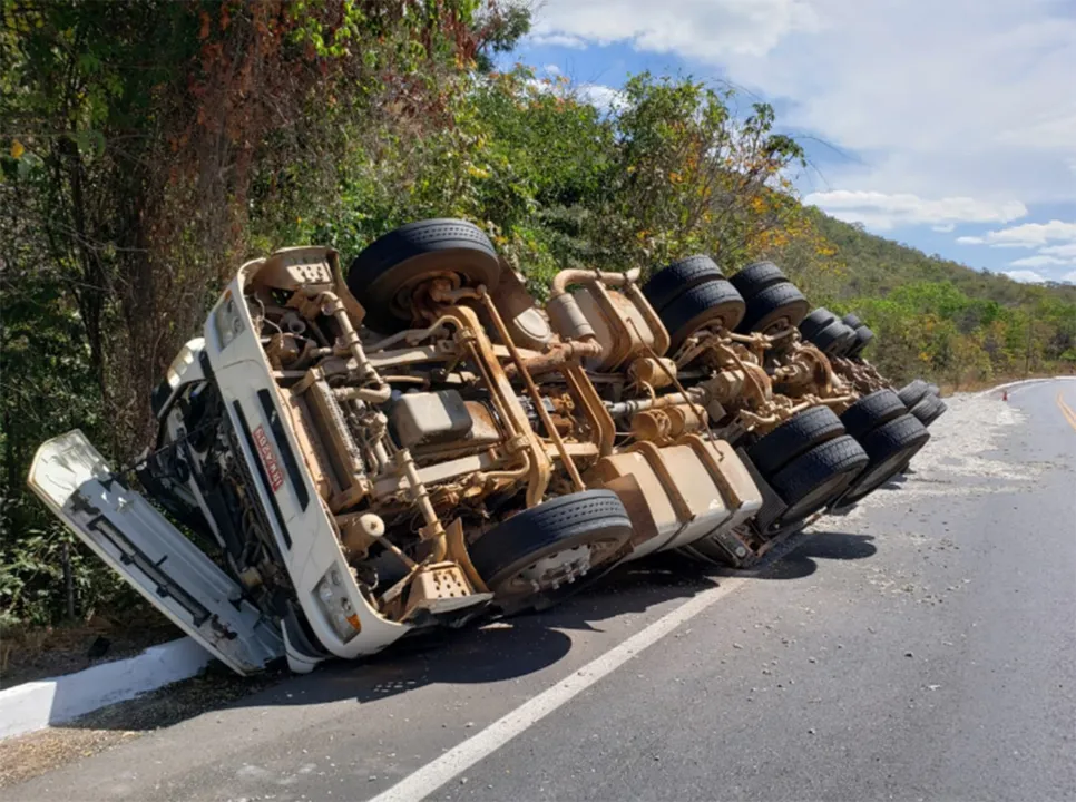 Carreta seguia com destino ao estado do Piauí