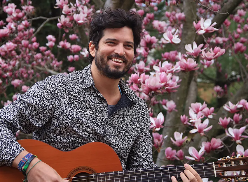 Com seis faixas autorais, revisita diversos ritmos como baião, ixejá e samba-reggae