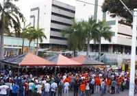 Funcionários fazem ato pela Petrobras em Salvador