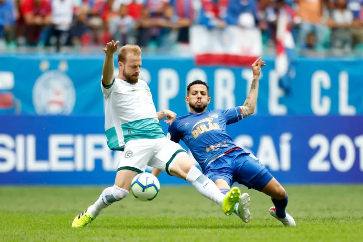 Na raça, Bahia arranca empate com o Goiás