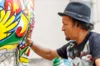 Artistas pintam esculturas de vaca da 13ª edição da CowParade Brasil
