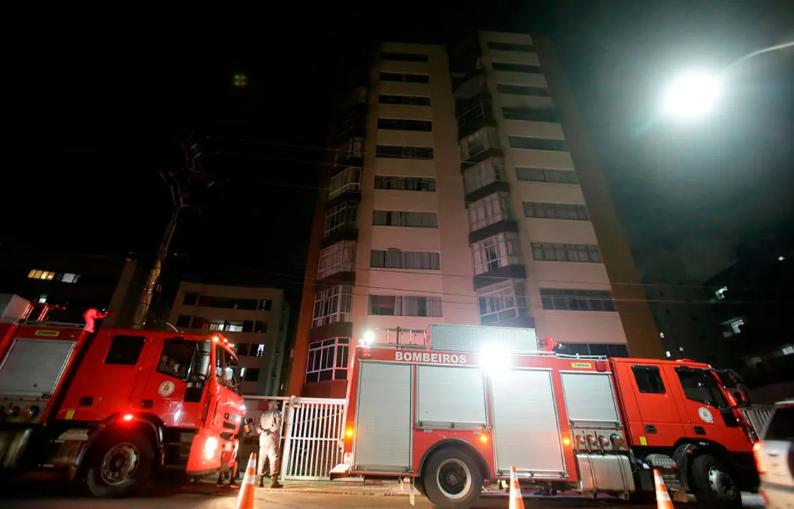 Causas do incêndio só serão determinadas após perícia