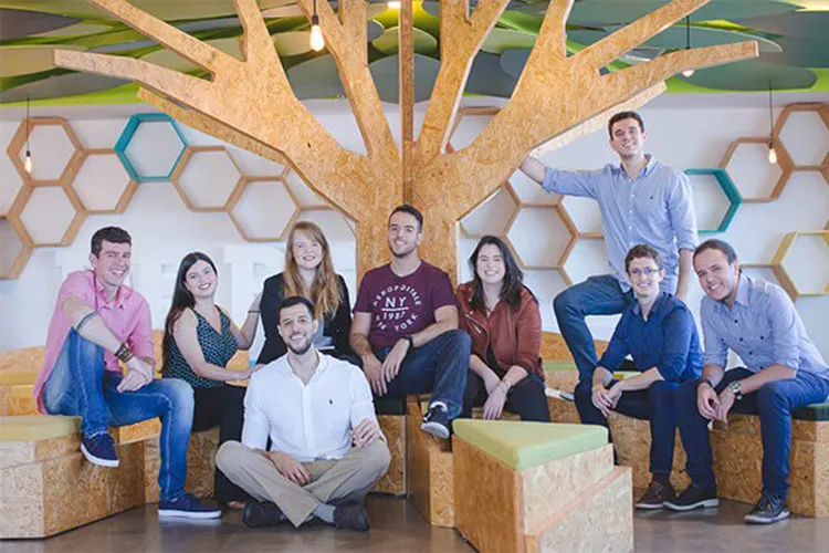 Companhia abre as inscrições para pessoas de todas as idades