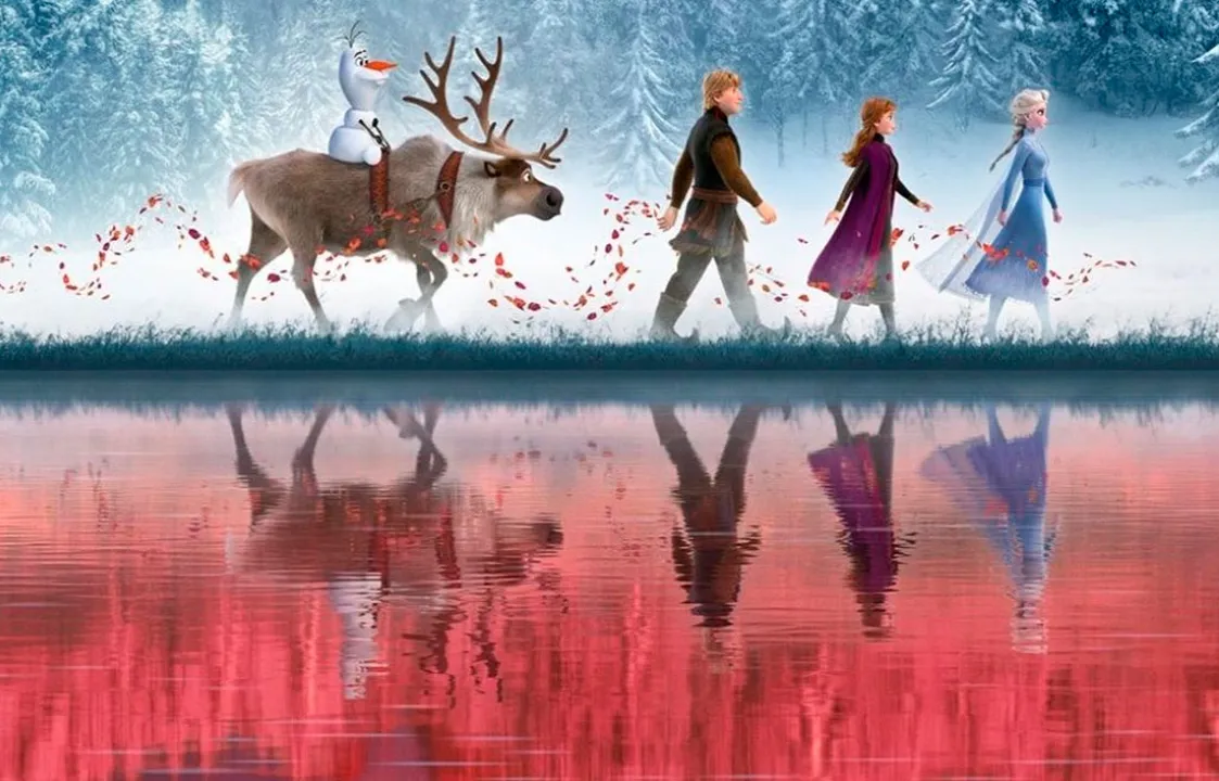 Trailer retorna à infância de Anna e Elsa com uma história sobre o passado do pai