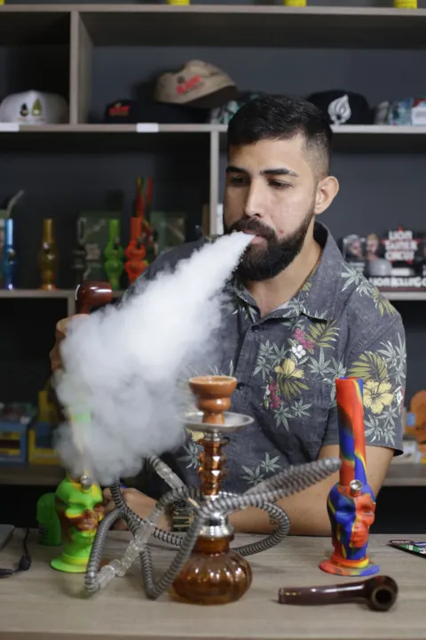 Gabriel, da Santa Ganja, investiu em headshop e tatoo