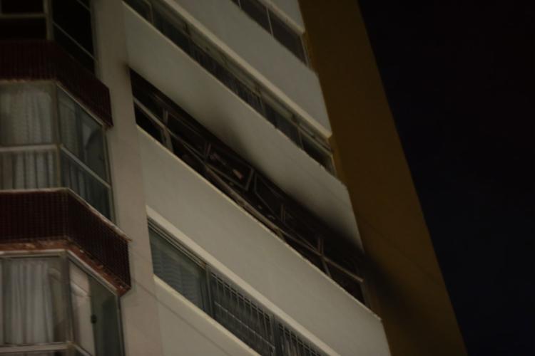 Imagem ilustrativa da imagem Incêndio atinge apartamento no bairro do Costa Azul