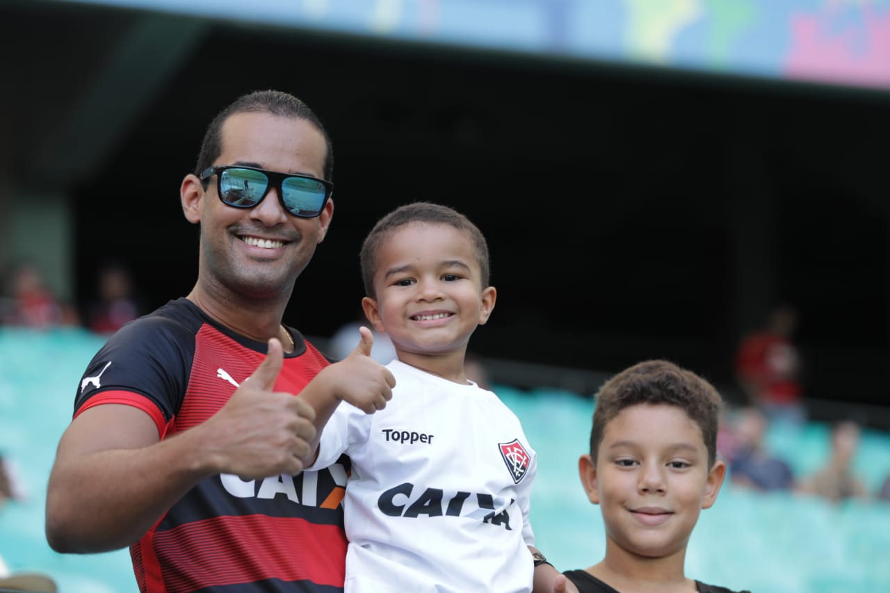 Em retorno à Fonte Nova, Vitória joga mal e perde para o Guarani