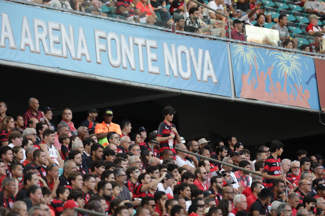Em retorno à Fonte Nova, Vitória joga mal e perde para o Guarani