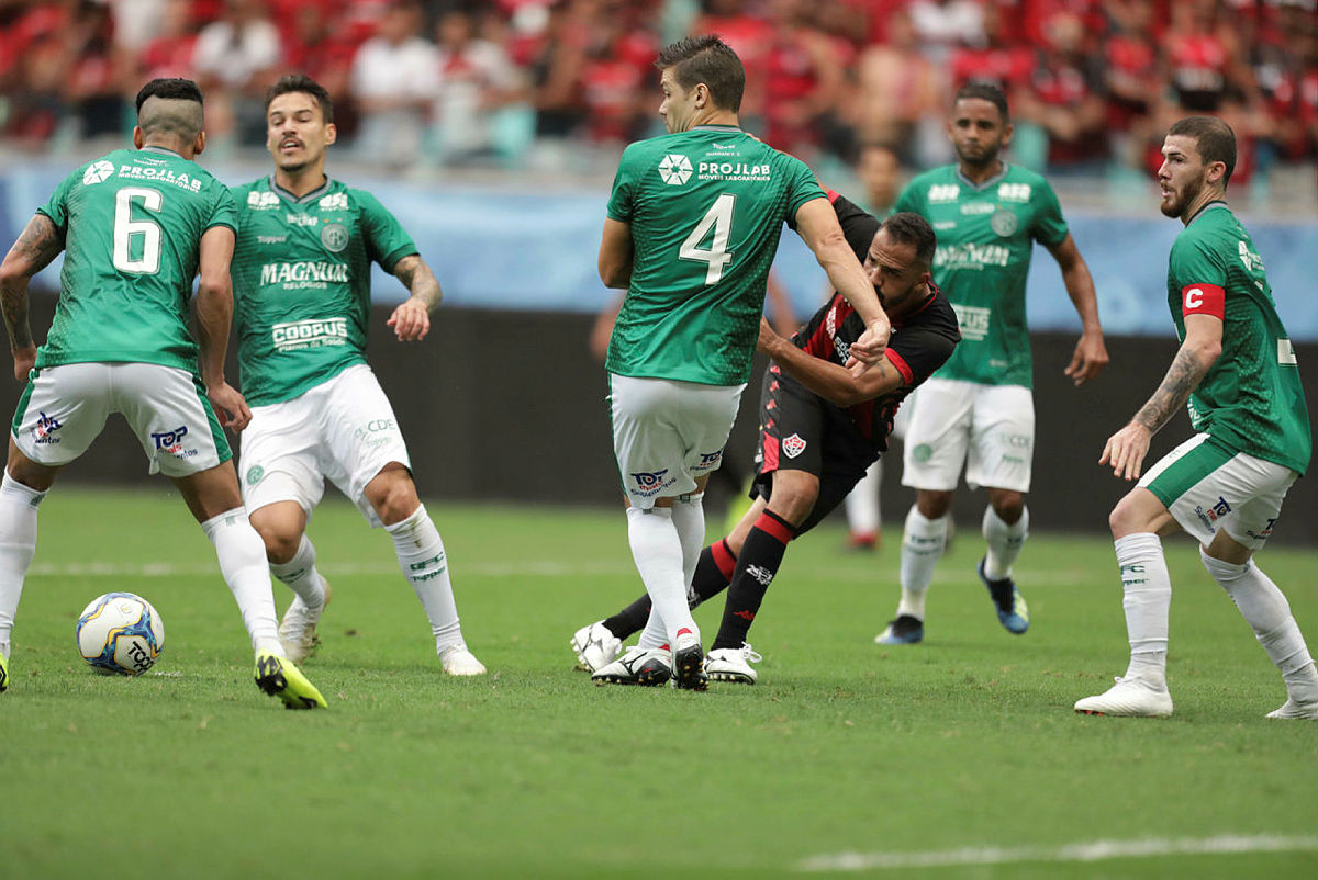 Em retorno à Fonte Nova, Vitória joga mal e perde para o Guarani