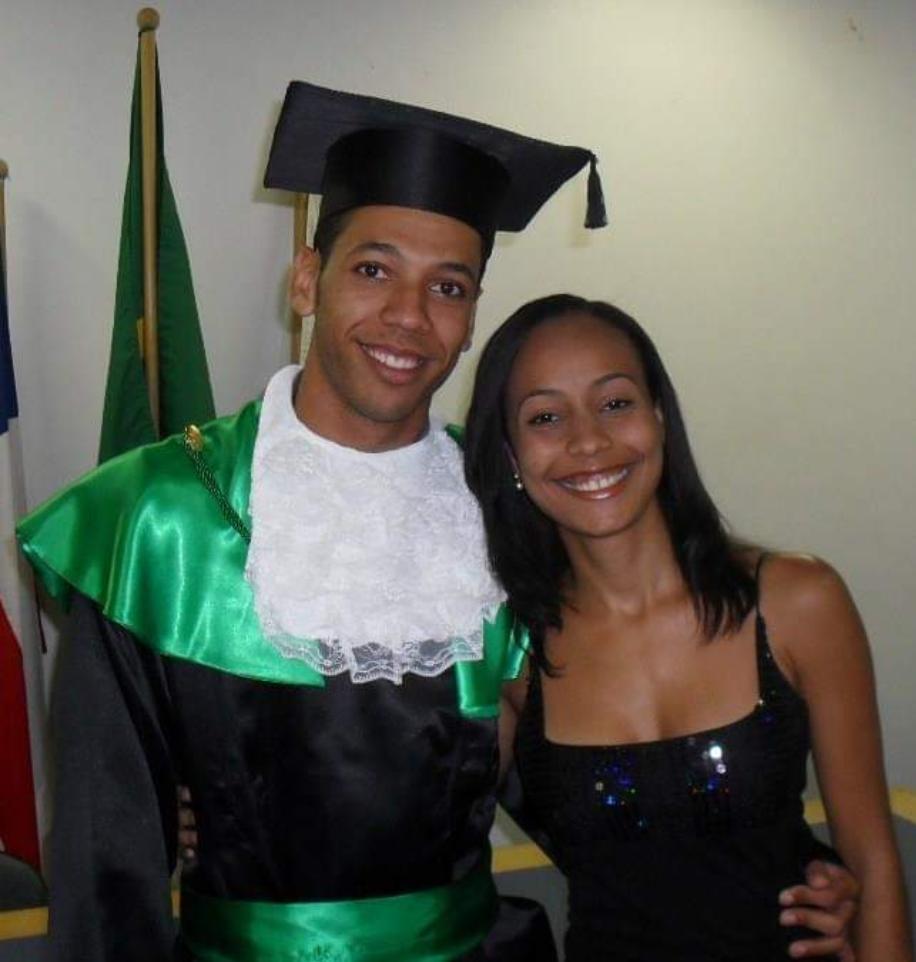 Imagem ilustrativa da imagem Educador físico celebra dez anos de formado: “Sem bolsa de estudo nunca conseguiria me formar”