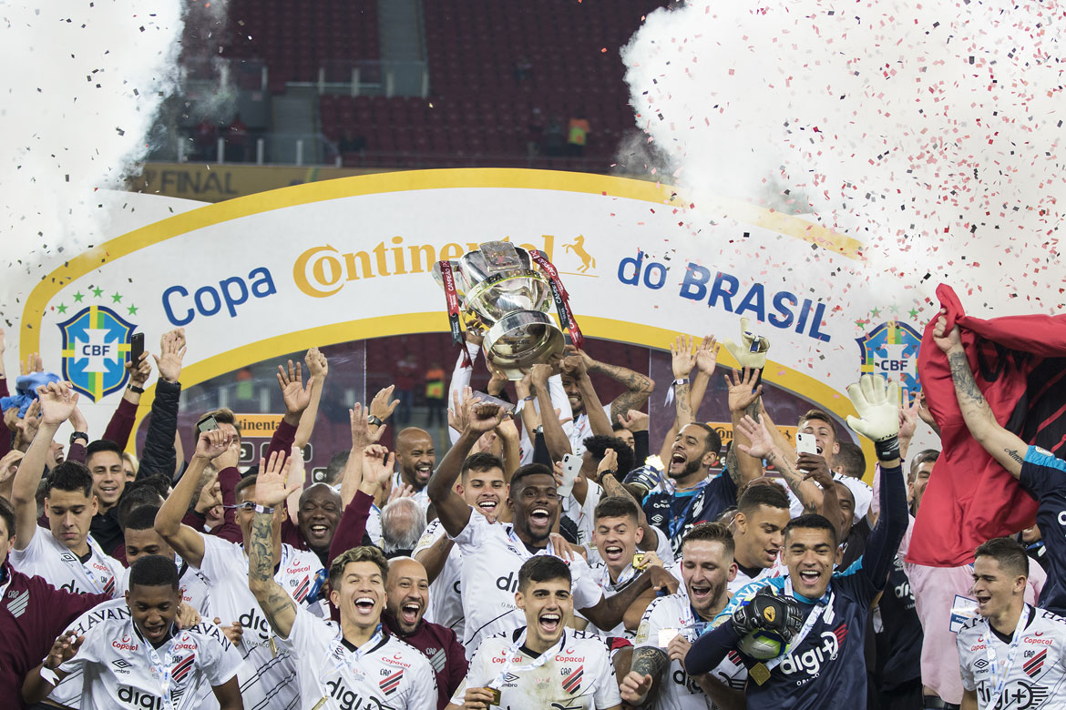No Beira-Rio, Athletico-PR vence Inter de novo e é campeão da Copa do Brasil